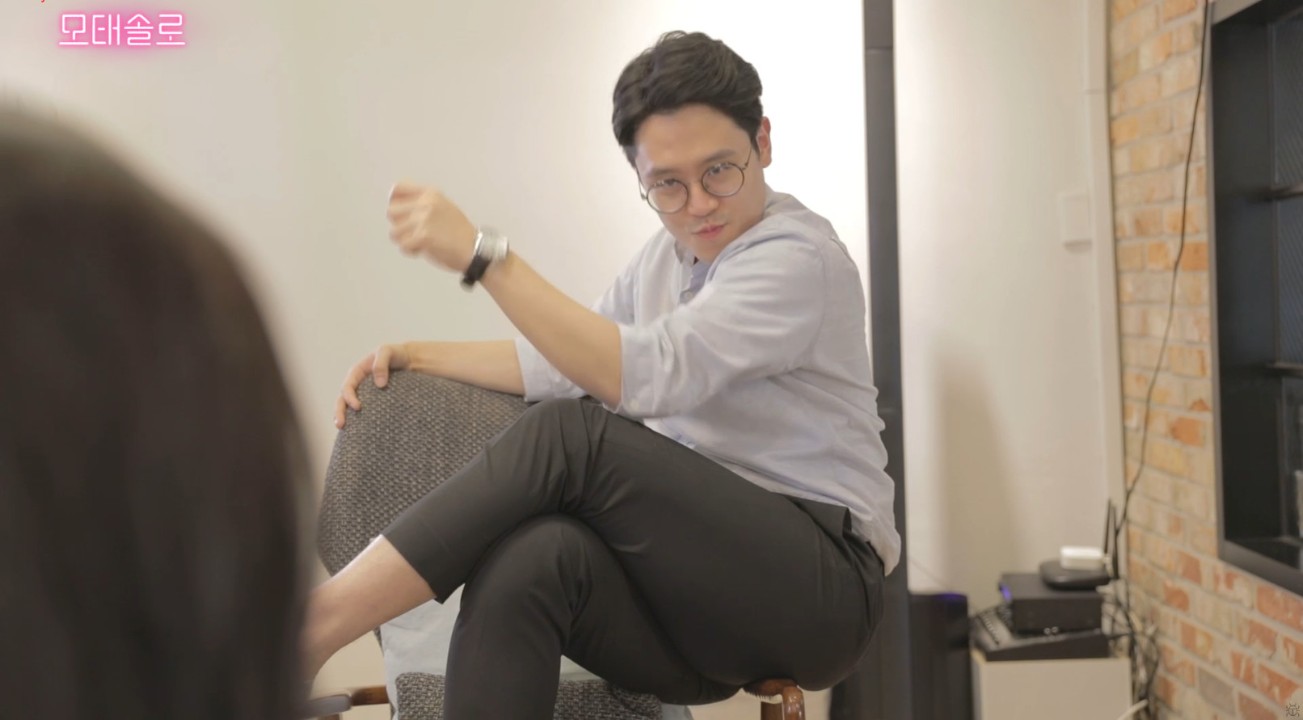 母胎solo:出生即单身 下载预览图